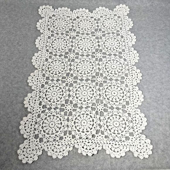 Vintage Beige Ecru Crochet Kitchen Table Placemat Set 4 Scalloped Edge 11 X 18 - Picture 2 of 10